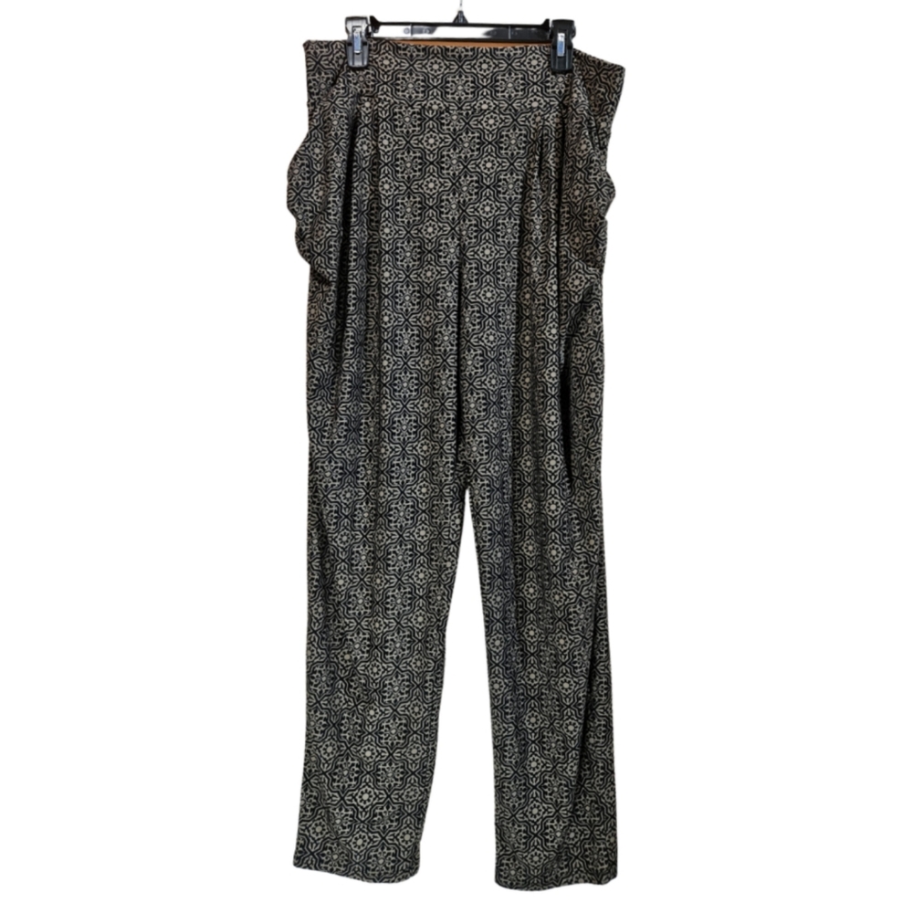 French Laundry Women's SIZE XL Geometric Sweatpants in Tan and Black